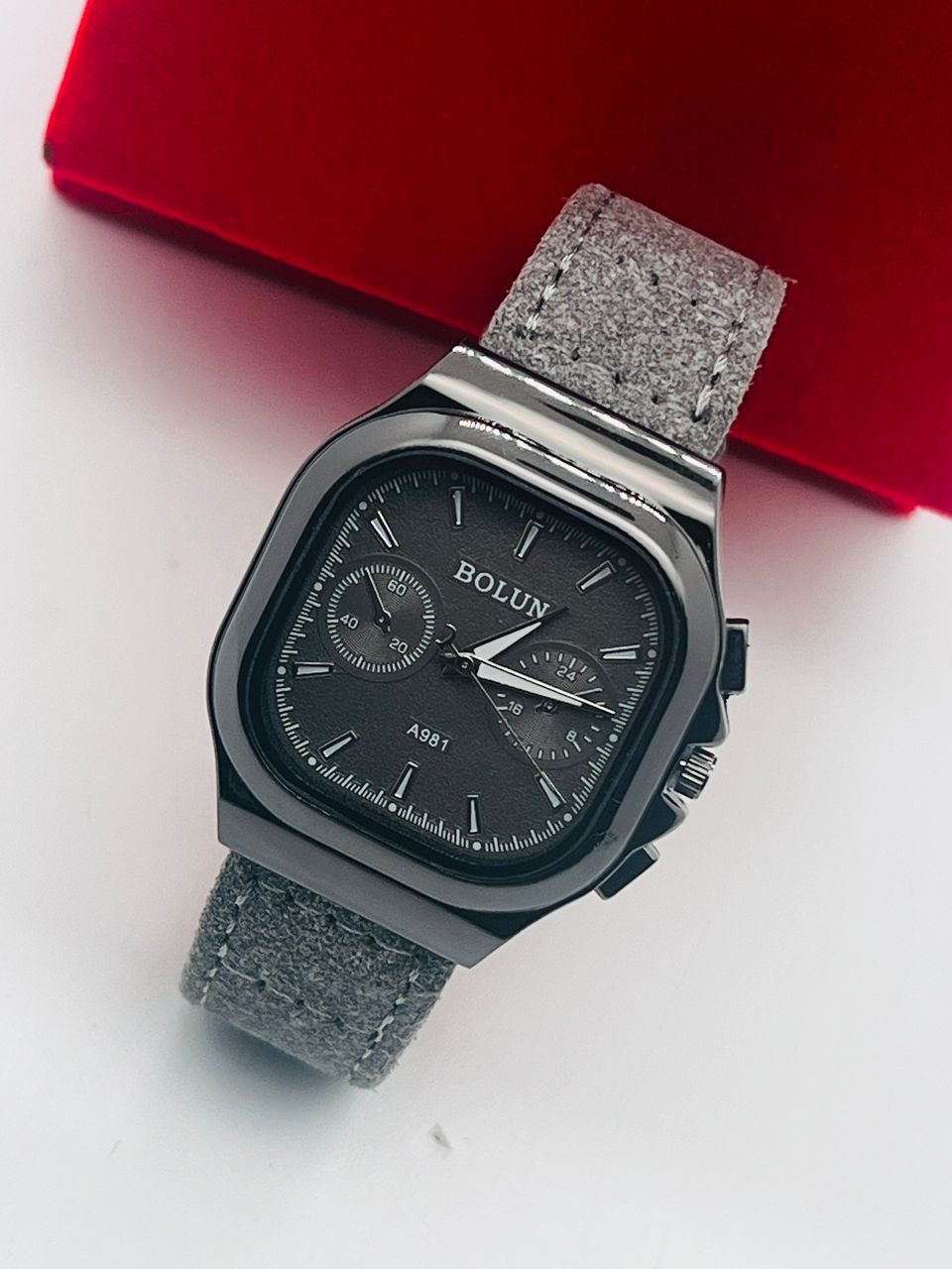 Montre BOLUN — Élégance & Précision