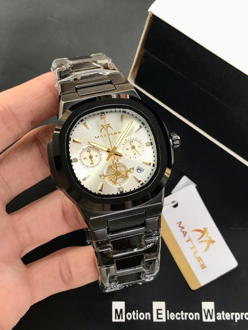 Montre Matturi Élégante
